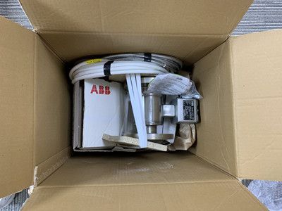 ABB HOT SALE Electromagnetic flowmeter FSM4000,SE21F Brand New with Very Competitive Price plus one Year Warranty
