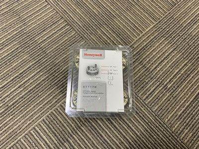 In stock HONEYWELL STT17H-BS STT3000 Smart Temperature Transmitter New & Original with very competitive price and One year Warranty