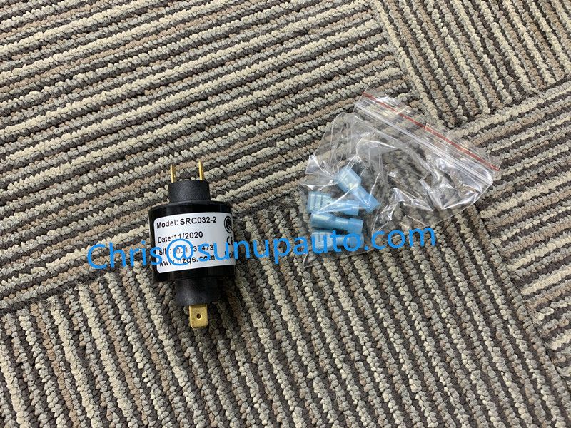 Original HZQS SRC032-2 SRC Pin Connection Slip Ring In Stock with Good Discount 