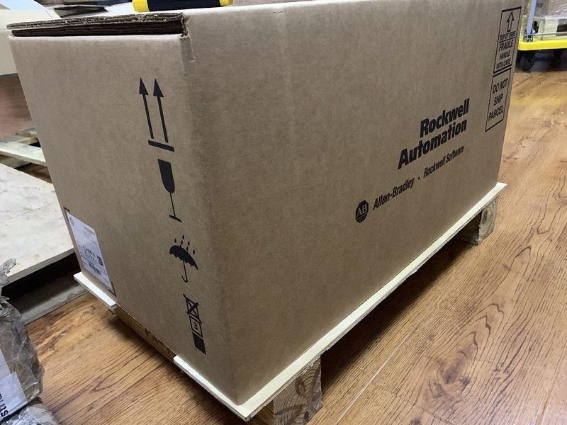 Original In Stock Allen-Bradley A-B 2198-D020-ERS3 Kinetix 5700 Dual Axis Inverter